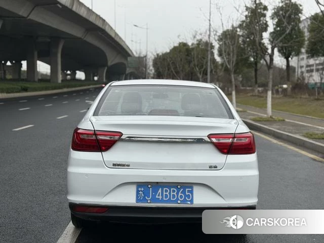 Geely Automobile Vision id 4241382 из Китая 10