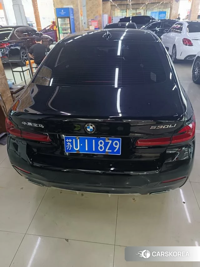 BMW 5 series 2022 Черный из Китая, фото 5
