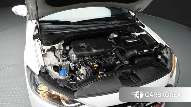 Hyundai Avante AD id 4944243 из Кореи 25