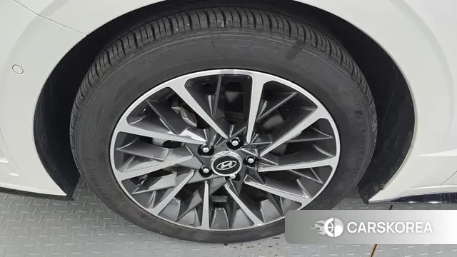 Hyundai Sonata (DN8) id 3122711 из Кореи 15