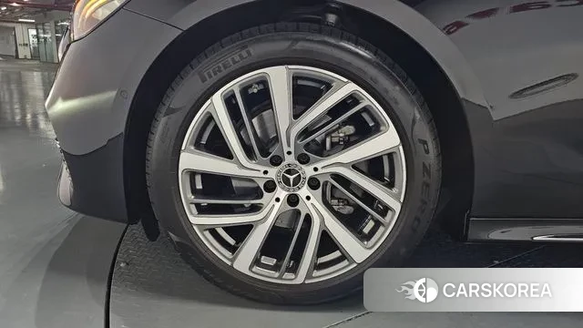 Mercedes-Benz E-Class W214 id 3031407 из Кореи 15