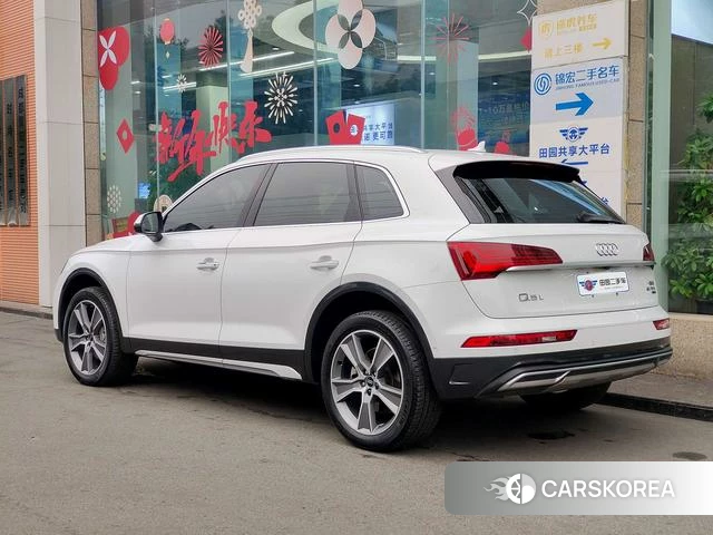 Audi Q5L 2022 Белый из Китая, фото 5