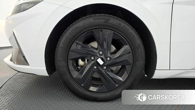Hyundai Avante Hybrid (CN7) id 4267610 из Кореи 15