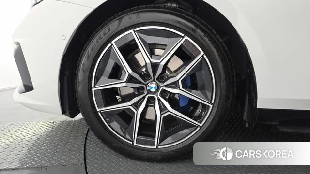 BMW 5 Series (G60) id 4354336 из Кореи 29