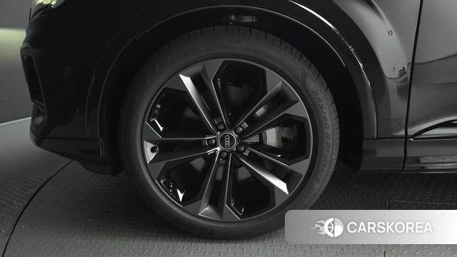 Audi Q7 (4M) id 4522979 из Кореи 31