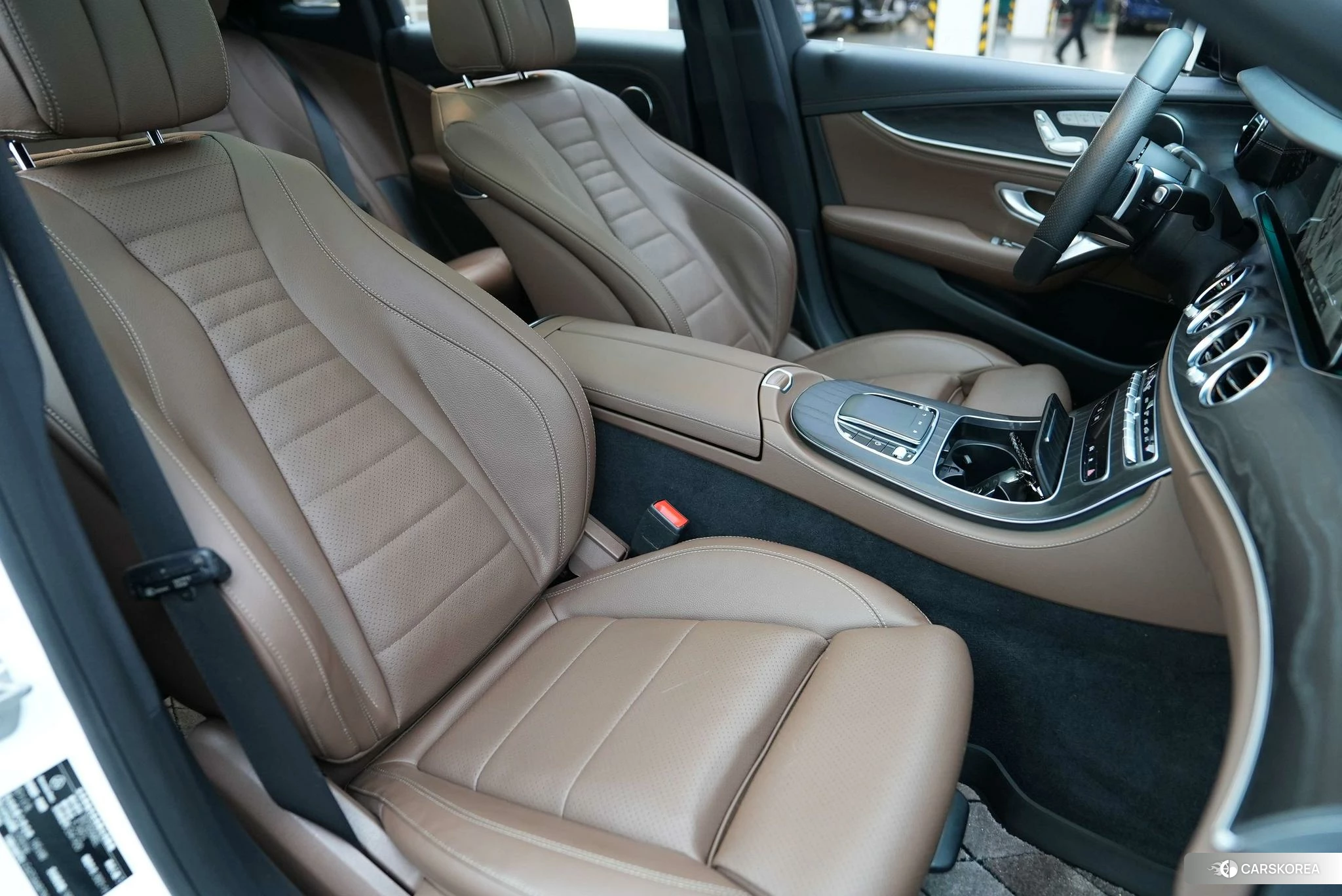 Mercedes-Benz E-class id 4455719 из Китая 14