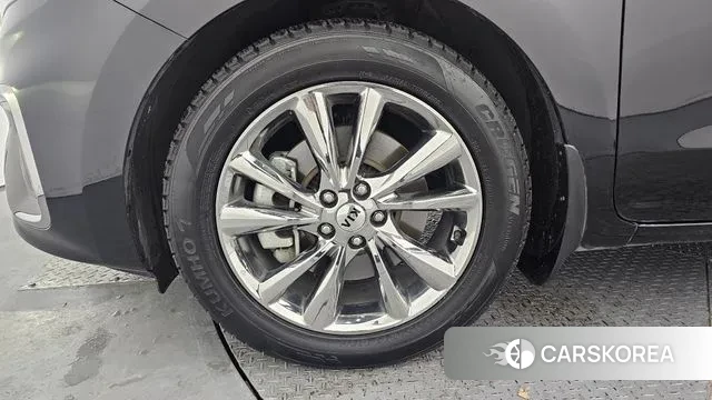 Kia The New Carnival id 3541133 из Кореи 15