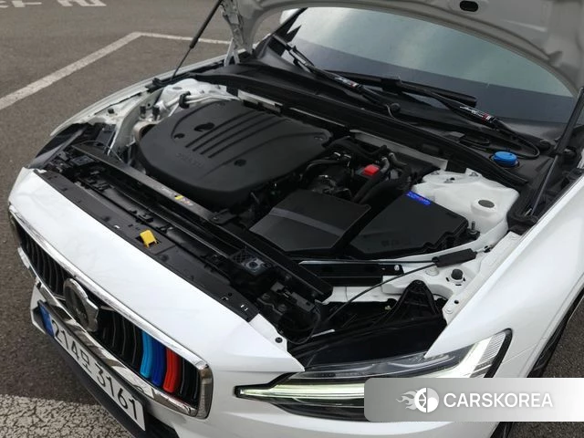 Volvo S60 3rd generation id 3858833 из Кореи 13