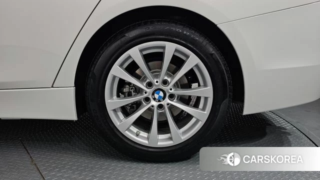 BMW 3 Series (F30) id 3867579 из Кореи 15