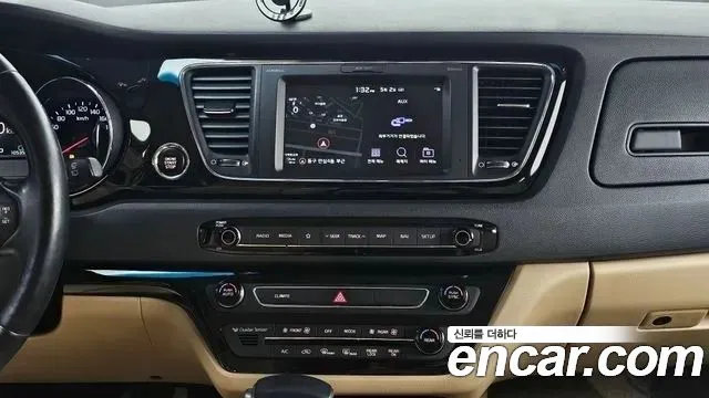 Kia The New Carnival id 2687050 из Кореи 15