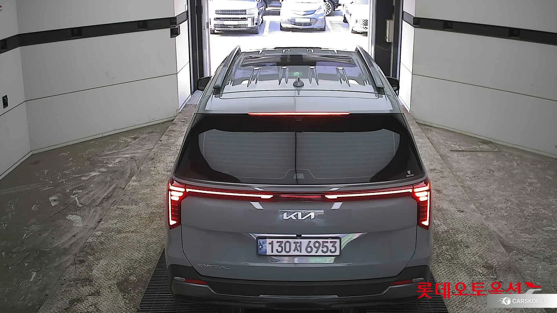 Kia Carnival id 3882084 из Кореи 32