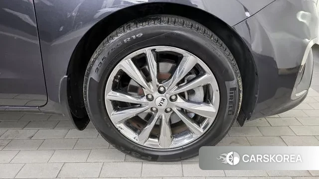 Kia The New Carnival id 3313532 из Кореи 15