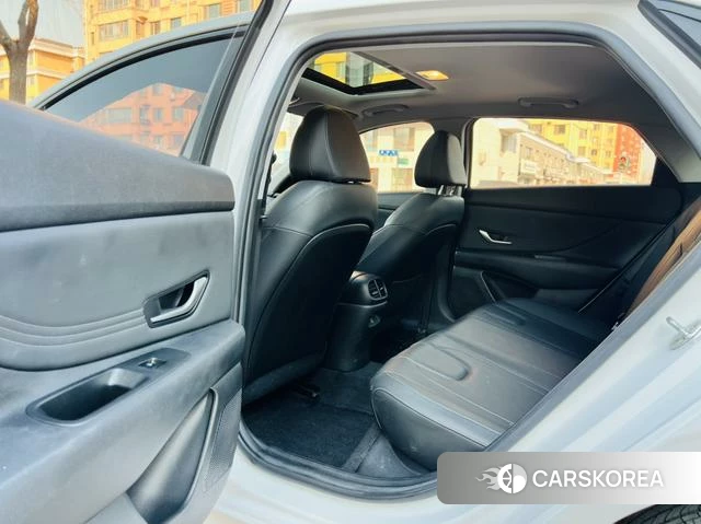 Hyundai Elantra id 4307651 из Китая 13