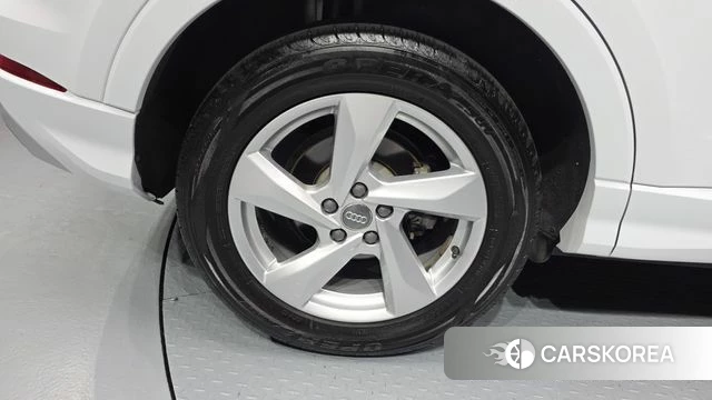 Audi Q3 (F3) id 4470809 из Кореи 25
