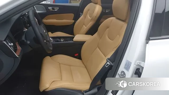 Volvo V60 Cross-Country 2nd Generation id 3638837 из Кореи 15