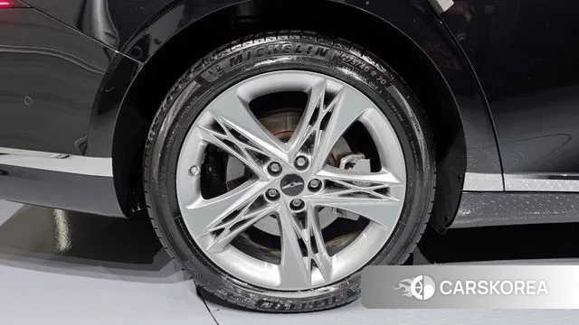 Genesis G90 (RS4) id 3333922 из Кореи 15