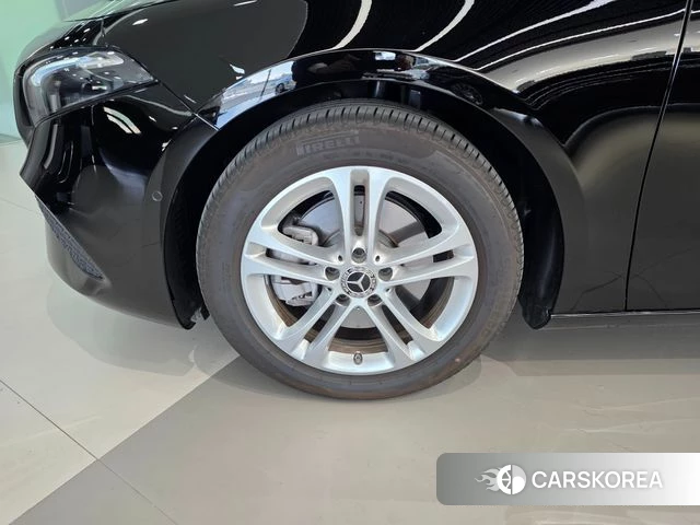 Mercedes-Benz A-Class W177 id 3921547 из Кореи 14