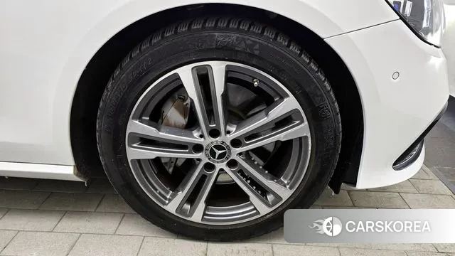 Mercedes-Benz E-Class W213 id 3600826 из Кореи 15