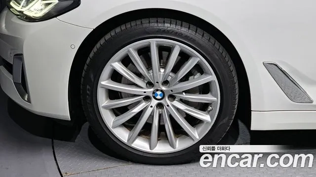 BMW 5 Series (G30) id 2858030 из Кореи 15