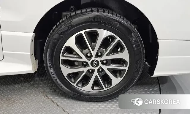 Hyundai The New Grand Starex id 3000406 из Кореи 15