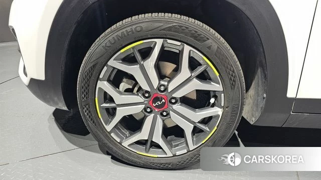 Kia Seltos id 3851690 из Кореи 15