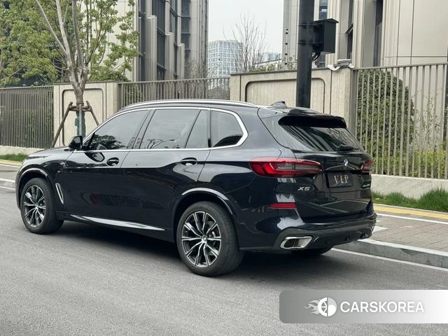 BMW X5 id 4277824 из Китая 12