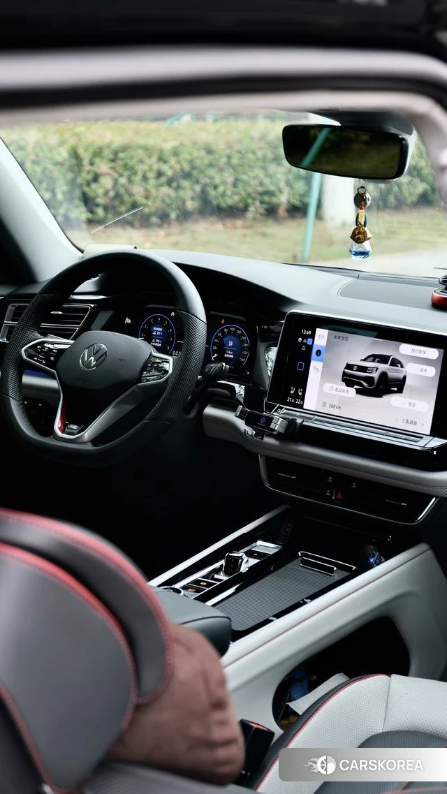 Volkswagen Tourang id 4367523 из Китая 13