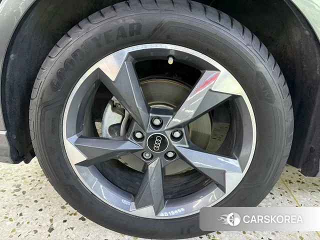 Audi Q3 id 4335717 из Китая 14