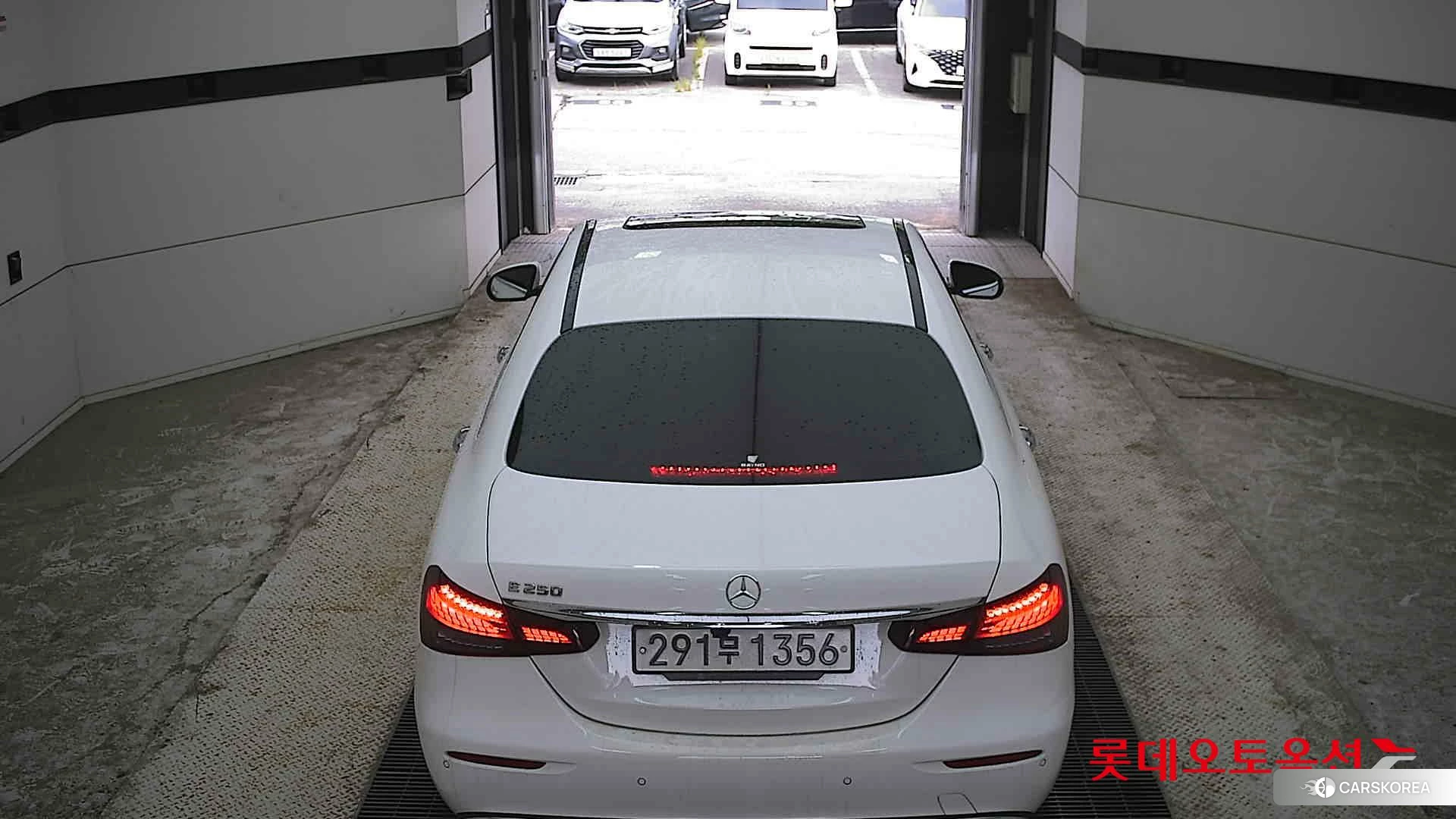 Mercedes-Benz Mercedes-Benz E250 id 4498463 из Кореи 32