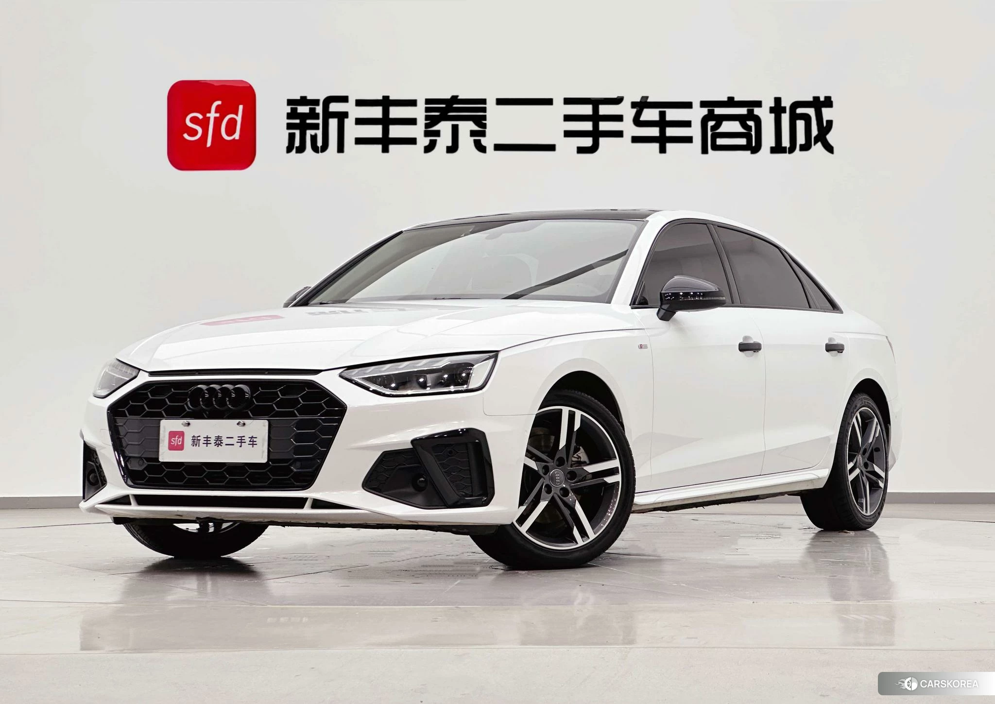 Audi A4L id 4467453 из Китая 27