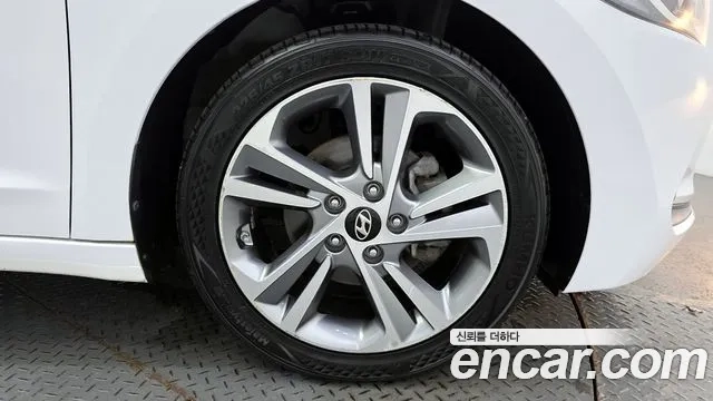 Hyundai Avante AD id 2892011 из Кореи 15