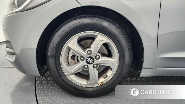 Hyundai Avante AD id 3894338 из Кореи 15