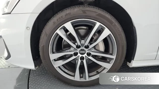 Audi A6 (C8) id 3355200 из Кореи 15