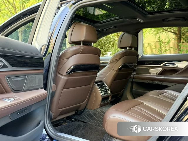 BMW 7 series id 4271761 из Китая 19