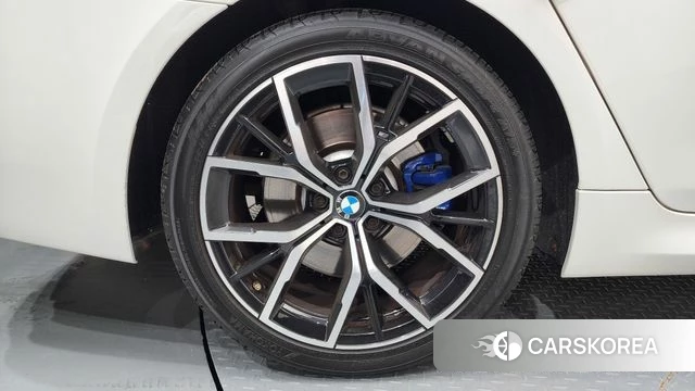 BMW 5 Series (G30) id 4736185 из Кореи 34