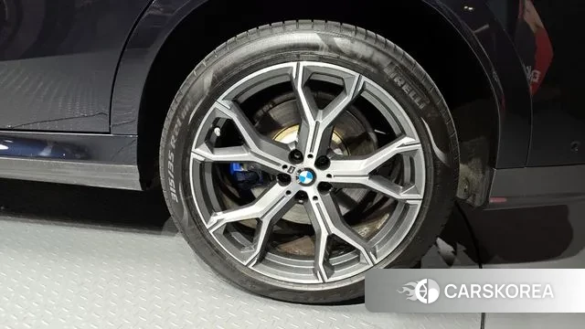 BMW X6 (G06) id 3488808 из Кореи 15