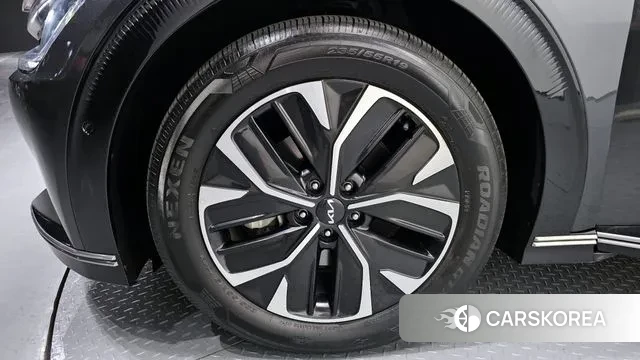 Kia EV6 id 3660417 из Кореи 15