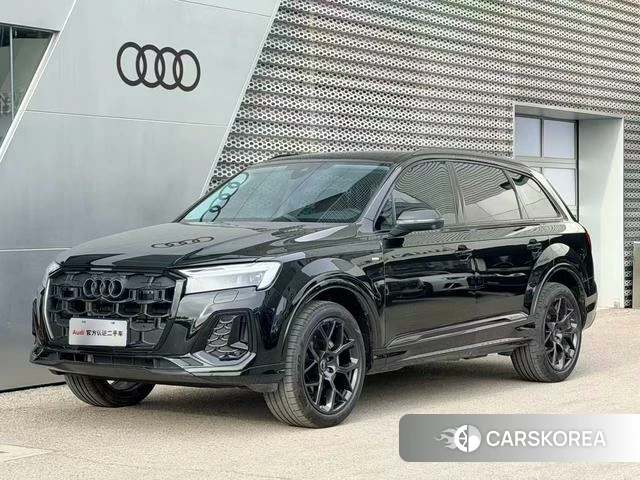 Audi Q7 2026 Черный из Китая, фото 5