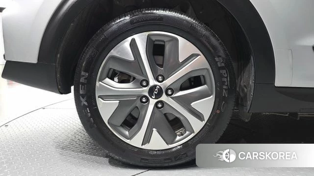 Kia Niro Plus id 4682731 из Кореи 25