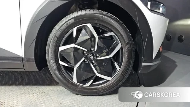 Hyundai Ionic 5 id 2969495 из Кореи 15