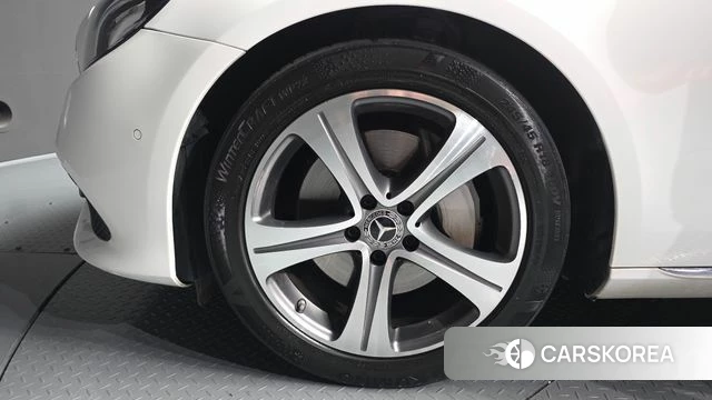 Mercedes-Benz E-Class W213 id 4345555 из Кореи 15