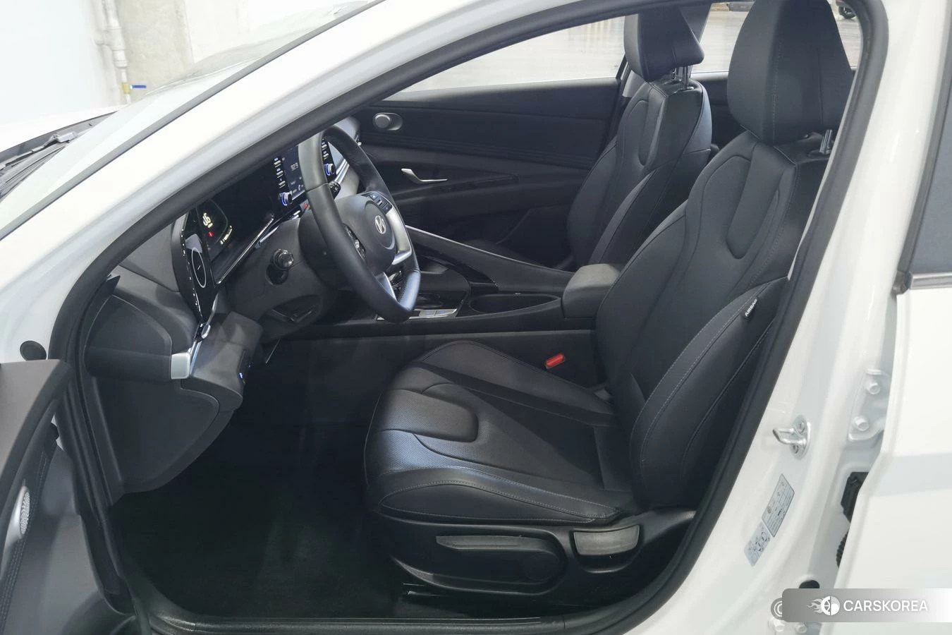 Hyundai Elantra id 4510896 из Китая 19