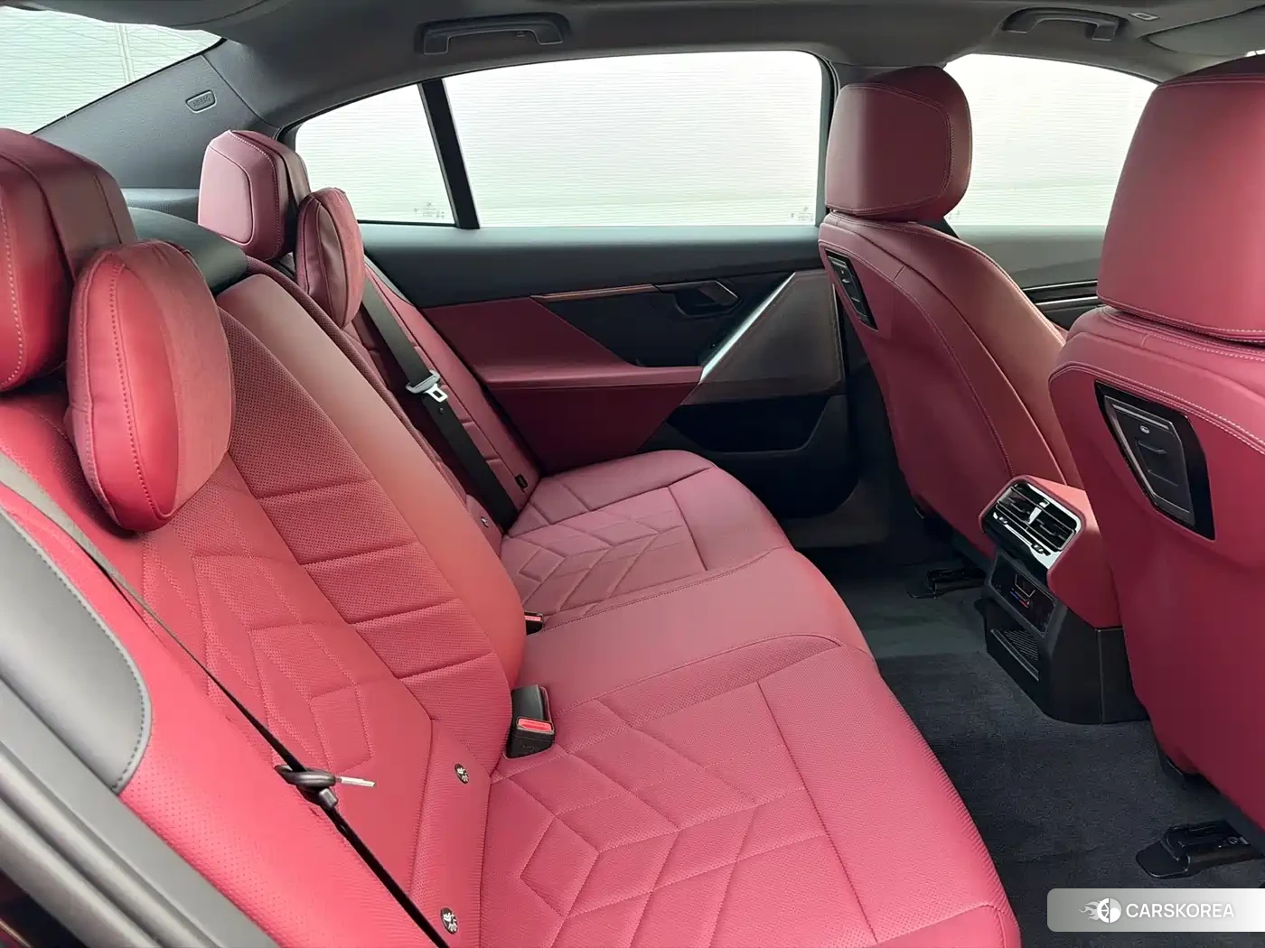 BMW i5 2025 Черный из Китая, фото 6