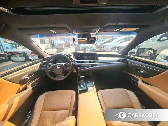 Lexus ES 2021 Темно-серый из Китая, фото 5