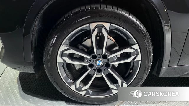 BMW X1 (U11) id 4734689 из Кореи 32