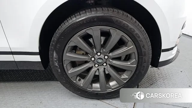 Land Rover Range Rover Velar id 3664285 из Кореи 15