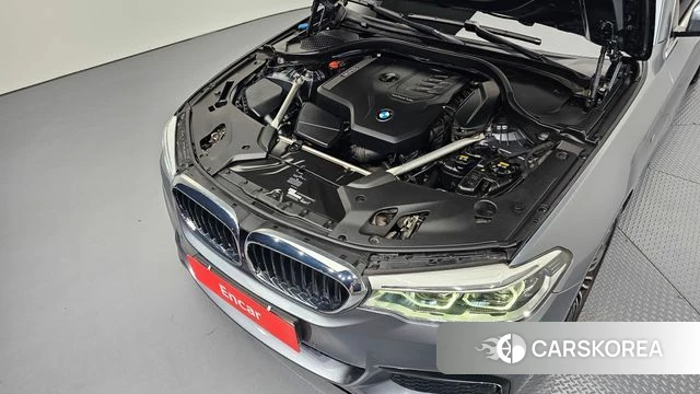 BMW 5 Series (G30) id 4764934 из Кореи 25