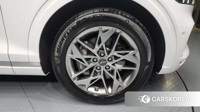 Genesis GV70 id 3400035 из Кореи 15