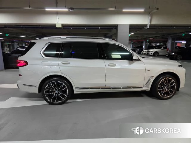 BMW X7 (G07) 2024 Белый из Кореи, фото 5