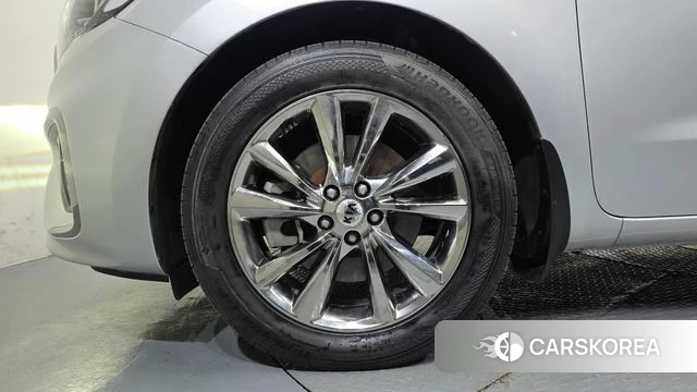 Kia The New Carnival id 3801709 из Кореи 15